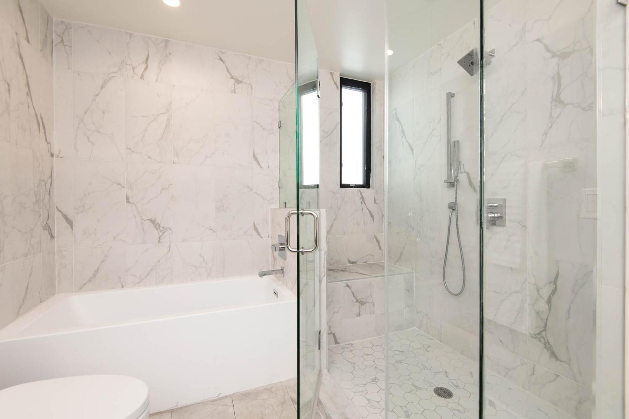 Regency Modern Apartments グレンデール エクステリア 写真